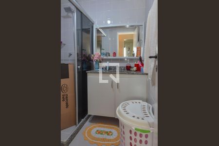 Apartamento à venda com 71m², 2 quartos e 2 vagas Apartamento à venda com 71m², 2 quartos e 2 vagasBanheiro social