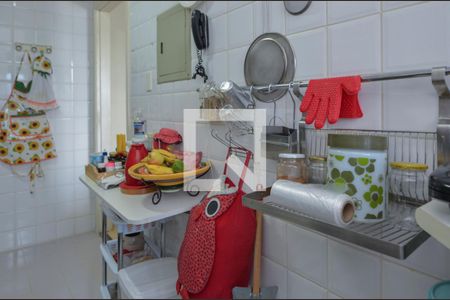 Apartamento à venda com 71m², 2 quartos e 2 vagas Apartamento à venda com 71m², 2 quartos e 2 vagasCozinha