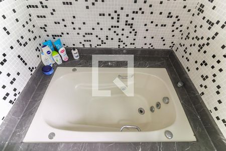 Apartamento para alugar com 98m², 2 quartos e 3 vagasBanheiro da Suíte