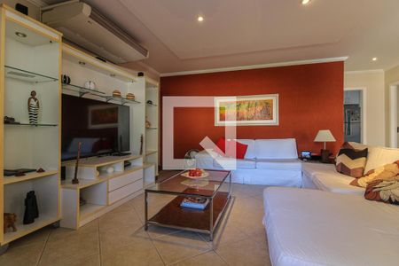 Sala de casa de condomínio à venda com 4 quartos, 337m² em Camorim, Rio de Janeiro