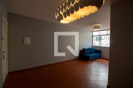 Apartamento à venda com 86m², 2 quartos e sem vagaSala