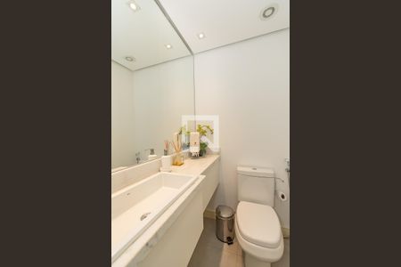 Apartamento à venda com 135m², 2 quartos e 2 vagas Apartamento à venda com 135m², 2 quartos e 2 vagasLavabo