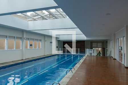 Apartamento à venda com 135m², 2 quartos e 2 vagas Apartamento à venda com 135m², 2 quartos e 2 vagasÁrea comum - Piscina Aquecida