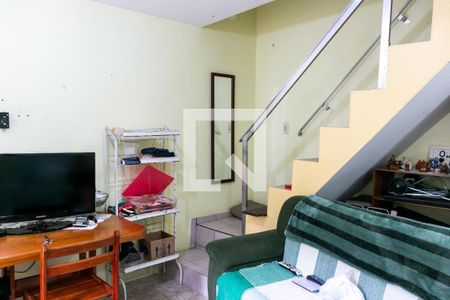 Casa à venda com 183m², 2 quartos e 2 vagas Casa à venda com 183m², 2 quartos e 2 vagasEdícula