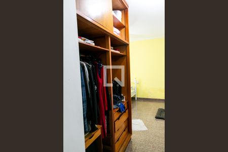 Casa à venda com 183m², 2 quartos e 2 vagas Casa à venda com 183m², 2 quartos e 2 vagasQuarto 2