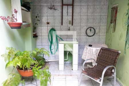 Casa à venda com 183m², 2 quartos e 2 vagas Casa à venda com 183m², 2 quartos e 2 vagasLavanderia 2