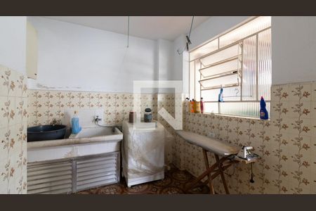 Casa à venda com 300m², 3 quartos e 4 vagasÁrea de Serviço