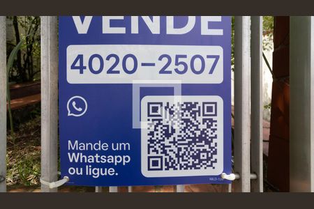 Casa à venda com 300m², 3 quartos e 4 vagasPlaquinha 