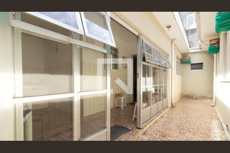 Casa à venda com 300m², 3 quartos e 4 vagasQuintal