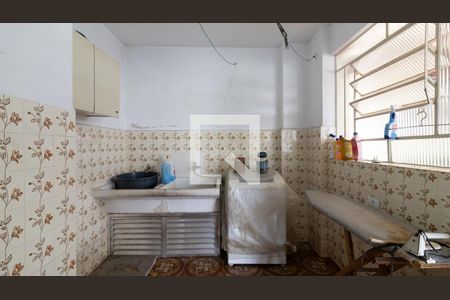 Casa à venda com 300m², 3 quartos e 4 vagasÁrea de Serviço