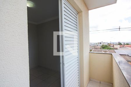 Varanda do Quarto 1 de apartamento para alugar com 2 quartos, 50m² em Santa Mônica, Uberlândia
