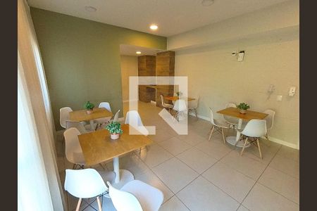 Apartamento para alugar com 35m², 2 quartos e sem vagaÁrea comum - Salão de festas