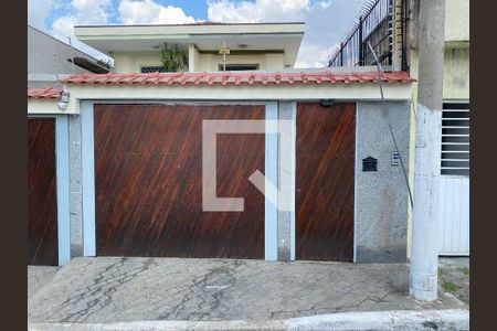 Casa à venda com 137m², 4 quartos e 3 vagasFachada