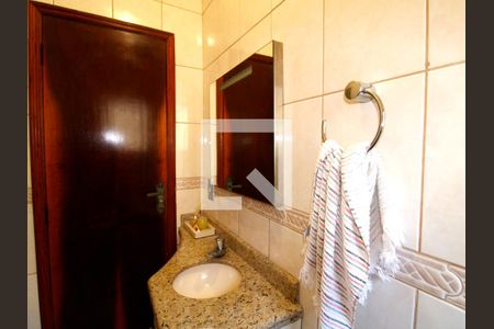 Casa à venda com 137m², 4 quartos e 3 vagasLavabo