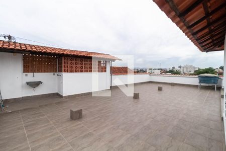 Casa à venda com 360m², 10 quartos e 2 vagasCasa 1 - Terraço