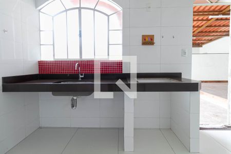 Casa à venda com 360m², 10 quartos e 2 vagasCasa 3 - Cozinha