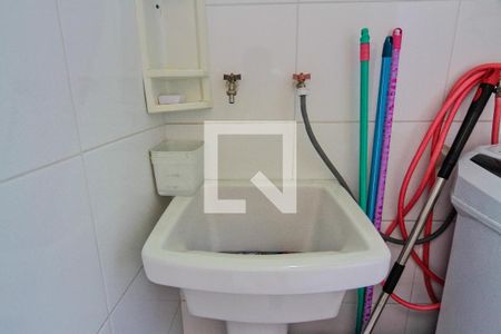 Casa à venda com 77m², 2 quartos e 2 vagasÁrea de Serviço