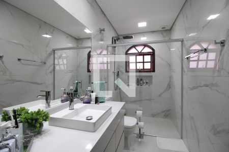 Casa à venda com 240m², 4 quartos e 2 vagasBanheiro 2