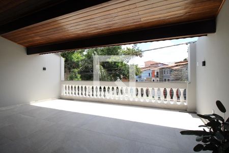 Casa à venda com 240m², 4 quartos e 2 vagasQuarto Suíte - varanda