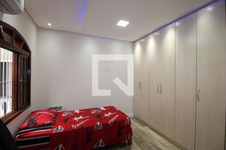 Casa à venda com 240m², 4 quartos e 2 vagasQuarto 2