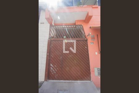 Casa à venda com 110m², 3 quartos e 2 vagas Casa à venda com 110m², 3 quartos e 2 vagasFachada