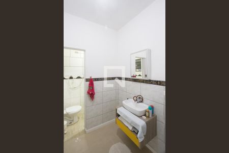 Casa à venda com 110m², 3 quartos e 2 vagas Casa à venda com 110m², 3 quartos e 2 vagasBanheiro Social