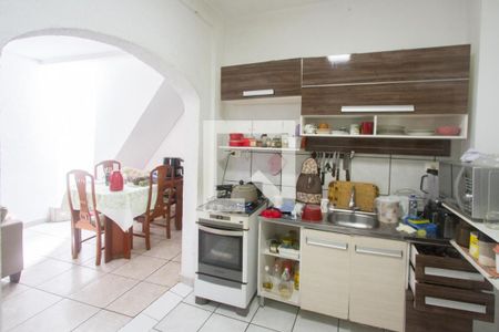 Casa à venda com 110m², 3 quartos e 2 vagas Casa à venda com 110m², 3 quartos e 2 vagasCozinha