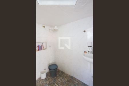 Casa à venda com 110m², 3 quartos e 2 vagas Casa à venda com 110m², 3 quartos e 2 vagasBanheiro Social 2