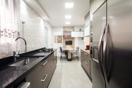 Apartamento à venda com 127m², 3 quartos e 2 vagas Apartamento à venda com 127m², 3 quartos e 2 vagasCozinha