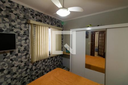 Casa à venda com 215m², 5 quartos e 4 vagasQuarto 2