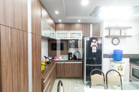 Casa à venda com 215m², 5 quartos e 4 vagasCozinha