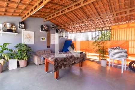 Casa à venda com 215m², 5 quartos e 4 vagasÁrea comum