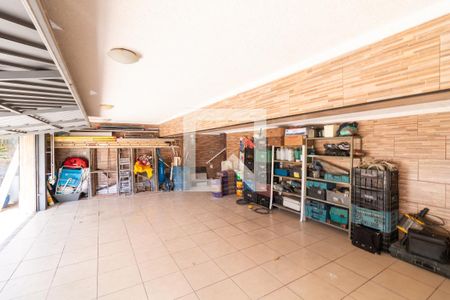 Casa à venda com 215m², 5 quartos e 4 vagasÁrea comum