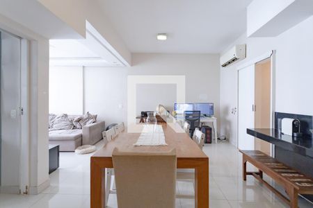 Sala de apartamento para alugar com 4 quartos, 110m² em Flamengo, Rio de Janeiro