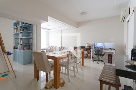 Sala de apartamento para alugar com 4 quartos, 110m² em Flamengo, Rio de Janeiro