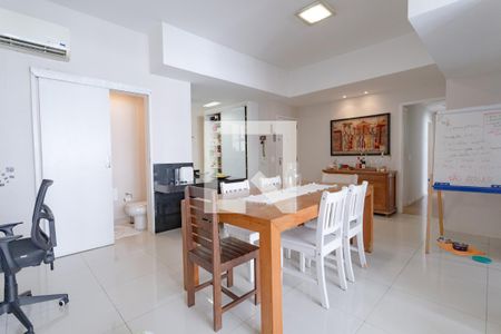 Sala de apartamento para alugar com 4 quartos, 110m² em Flamengo, Rio de Janeiro