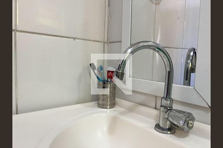 Casa à venda com 185m², 3 quartos e 2 vagas Casa à venda com 185m², 3 quartos e 2 vagasBanheiro da Suíte