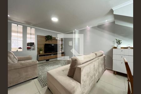 Sala de casa à venda com 3 quartos, 185m² em Jardim Prudência, São Paulo
