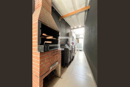 Casa à venda com 185m², 3 quartos e 2 vagas Casa à venda com 185m², 3 quartos e 2 vagasChurrasqueira