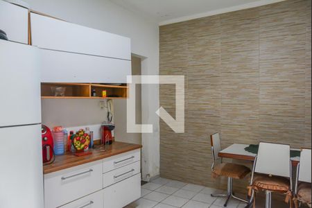 Casa à venda com 246m², 4 quartos e 4 vagasCozinha