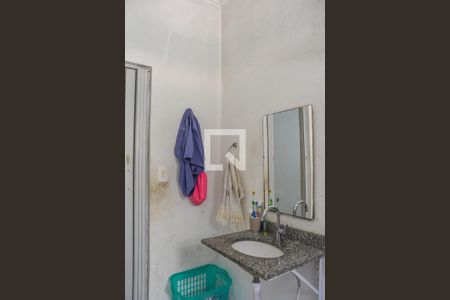 Casa à venda com 246m², 4 quartos e 4 vagasBanheiro