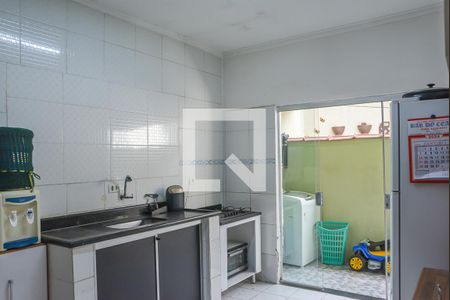 Casa à venda com 246m², 4 quartos e 4 vagasCozinha