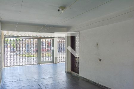 Casa à venda com 246m², 4 quartos e 4 vagasGaragem