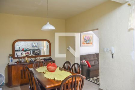 Casa à venda com 246m², 4 quartos e 4 vagasCozinha 2