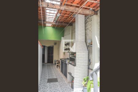 Casa à venda com 246m², 4 quartos e 4 vagasChurrasqueira