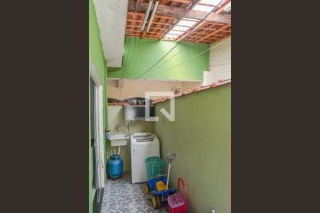 Casa à venda com 246m², 4 quartos e 4 vagasÁrea de Serviço