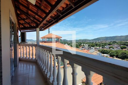 Casa de condomínio à venda com 300m², 4 quartos e 2 vagasVaranda do Quarto 