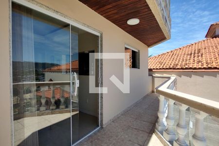 Casa de condomínio à venda com 300m², 4 quartos e 2 vagasVaranda da Sala