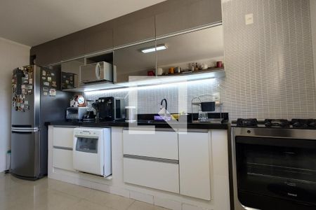 Casa de condomínio à venda com 300m², 4 quartos e 2 vagasCozinha - Armários