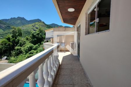 Casa de condomínio à venda com 300m², 4 quartos e 2 vagasVaranda da Sala